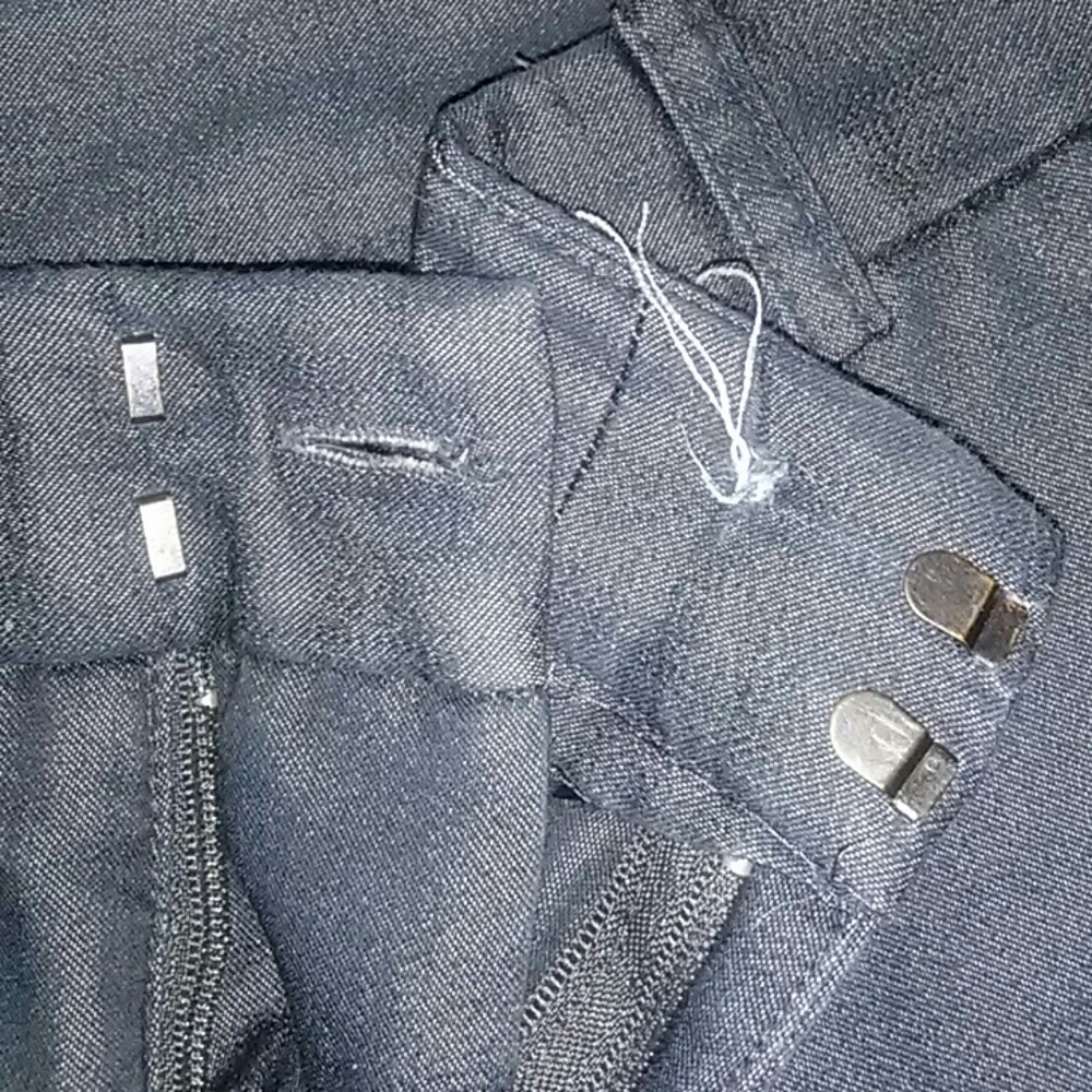 CASUAL SHORTS - Picture 4 of 6